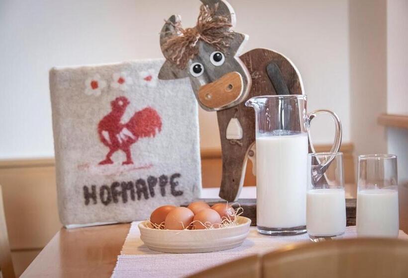 带2个卧室的公寓, Pineiderhof