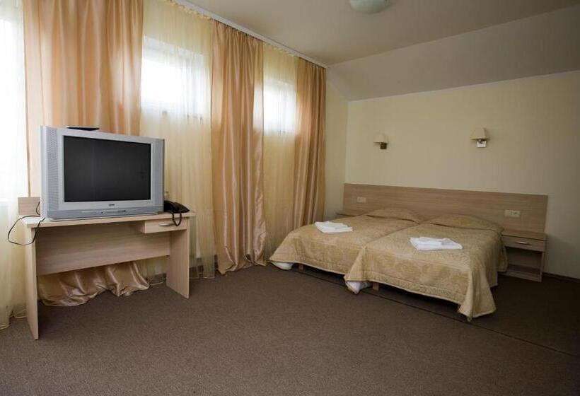 اتاق خانوادگی, Spa Arkadia