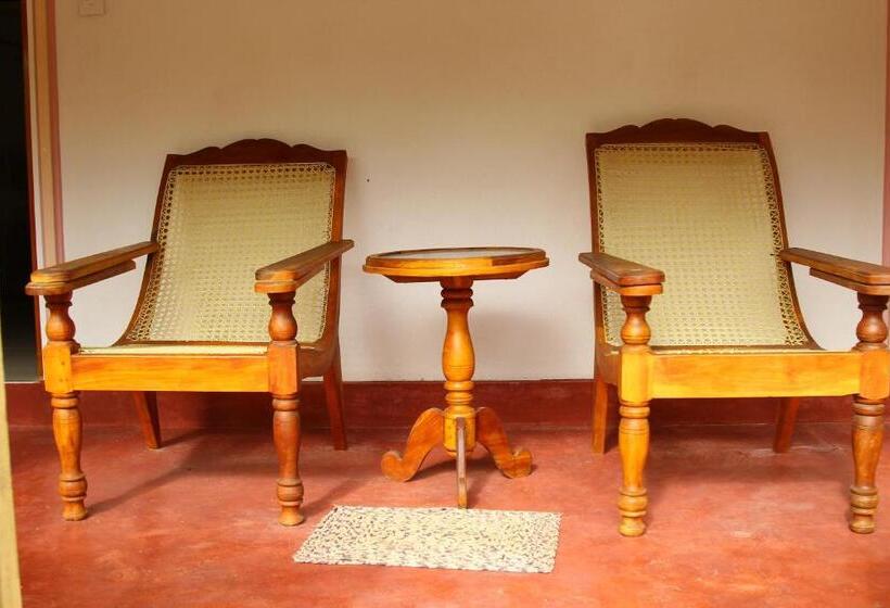 Трехместный Номер Базовый, Kamlo Beach Resort