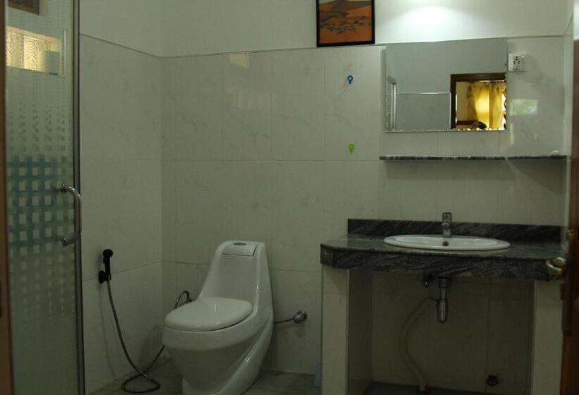 Трехместный Номер Базовый, Kamlo Beach Resort