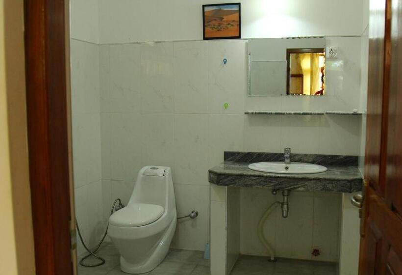 Семейное Бунгало, Kamlo Beach Resort