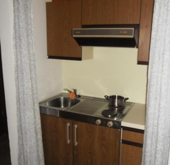 스탠다드 스튜디오, Binderhof