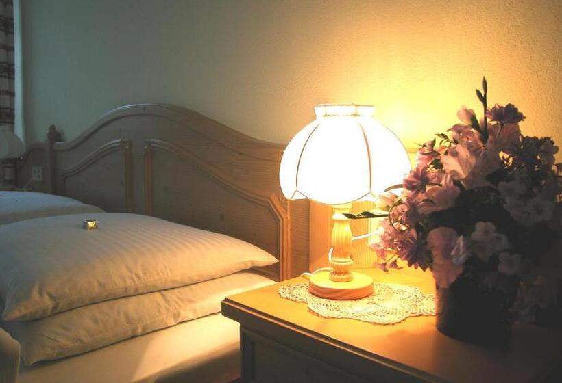 חדר סטנדרט עם מרפסת, Gästehaus Macheiner