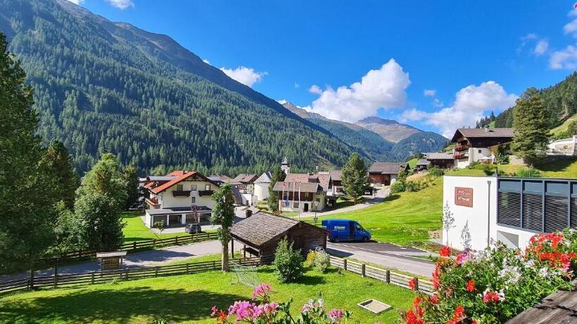 غرفة قياسية مزوَّدة بشُرفة, Haus Becken