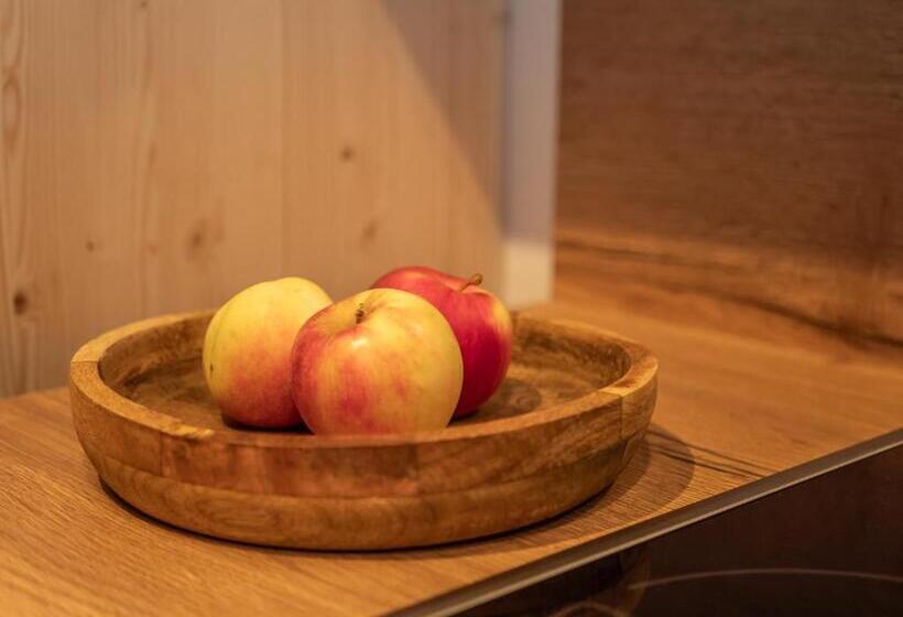 غرفة قياسية, Haus Becken