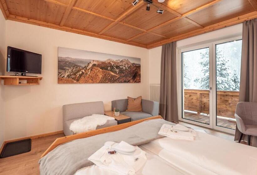 غرفة قياسية مزوَّدة بشُرفة, Haus Becken