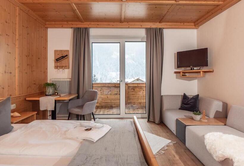 غرفة قياسية مزوَّدة بشُرفة, Haus Becken