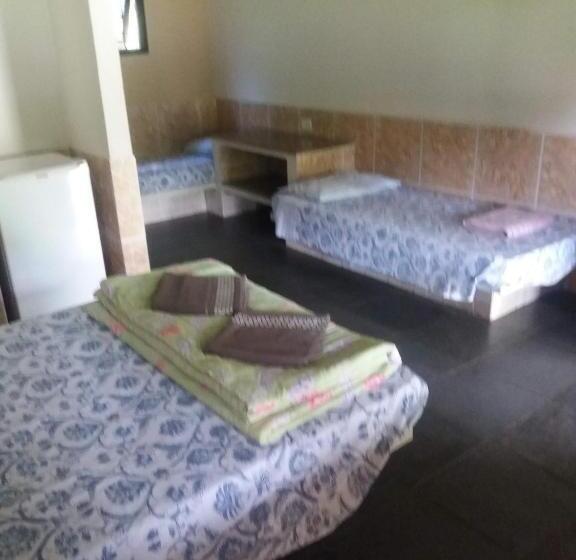 اتاق استاندارد چهار تخته, Ilhabela Tênis Clube