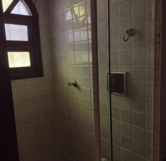 اتاق استاندارد چهار تخته, Ilhabela Tênis Clube