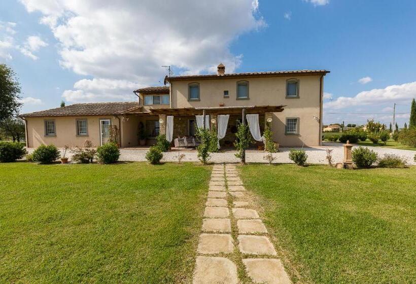 小型套房, La Rugantina