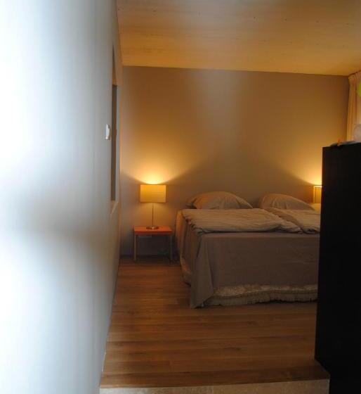 带园景的小型套房, Les Foucauds