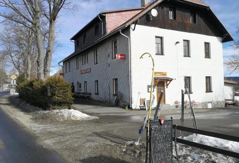 Номер Стандарт Трехместный, Penzion Vozzýk