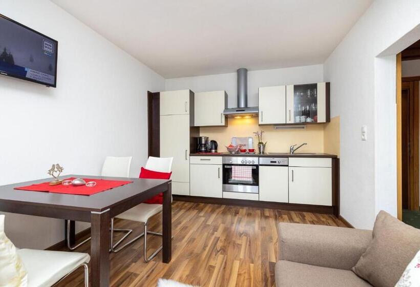 شقة غرفة نوم واحدة مزودة بشُرفة, Pension Kreuzer