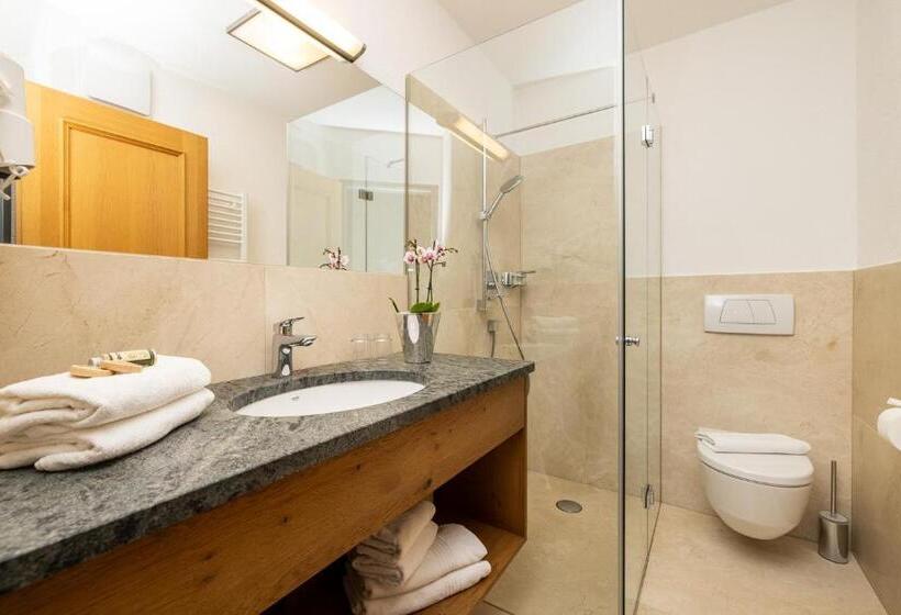 شقة غرفة نوم واحدة مزودة بشُرفة, Pension Kreuzer