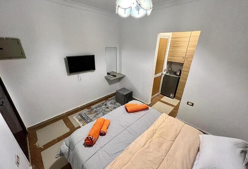 اتاق استاندارد, Near The Pyramids Inn