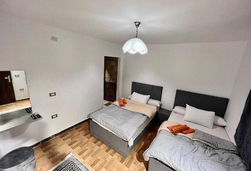 اتاق استاندارد, Near The Pyramids Inn