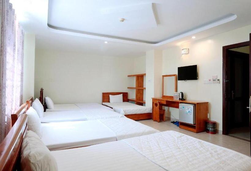 اتاق استاندارد چهار تخته, Amis Hotel Trung Tâm Gần Biển