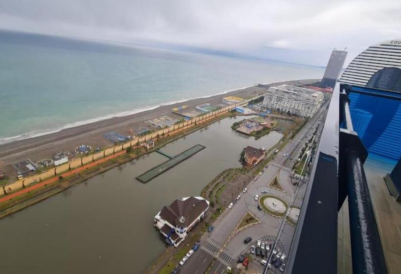 استودیوی استاندارد با چشم‌انداز دریا, Orbi Best View In Batumi