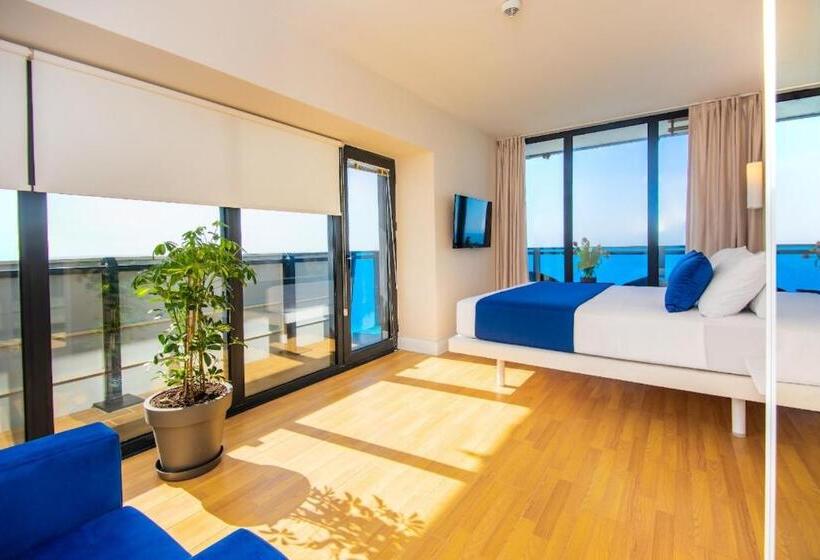 آپارتمان 1 خوابه با چشم‌انداز دریا, Orbi Best View In Batumi