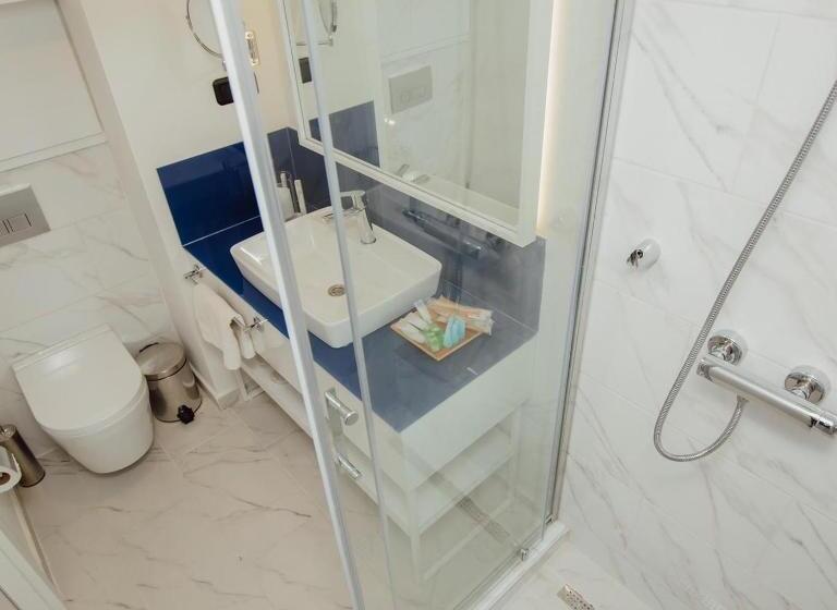 استودیوی استاندارد با چشمانداز دریا, Apartment From Batumi