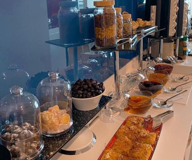 سوئیت 2 خوابه, Apartment From Batumi