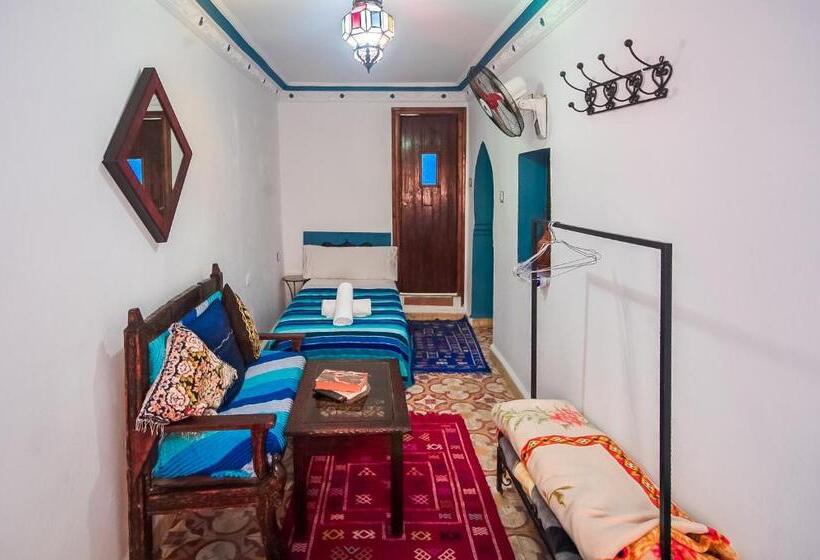 غرفة قياسية ثلاثية, Dar Chourafa Riad