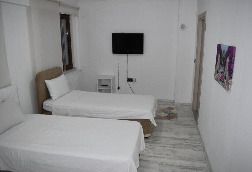 Habitació Triple Economy, Edr Ulus Otel