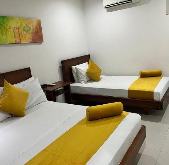 디럭스 트리플 룸, Inn Best Day