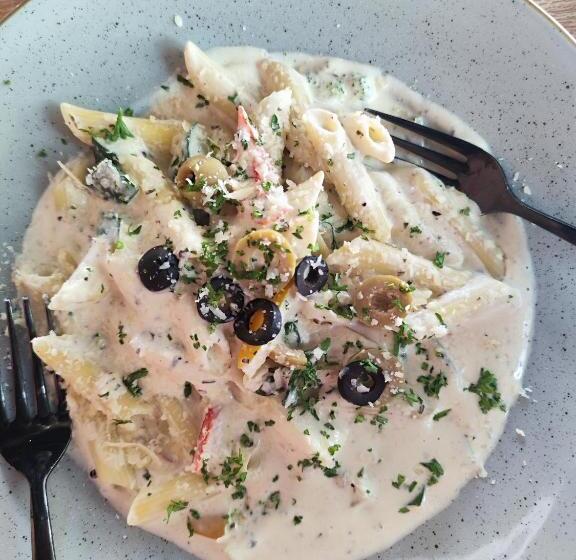 غرفة قياسية مزوَّدة بشُرفة, Grand Opulence Morjim Bliss Beach Resort