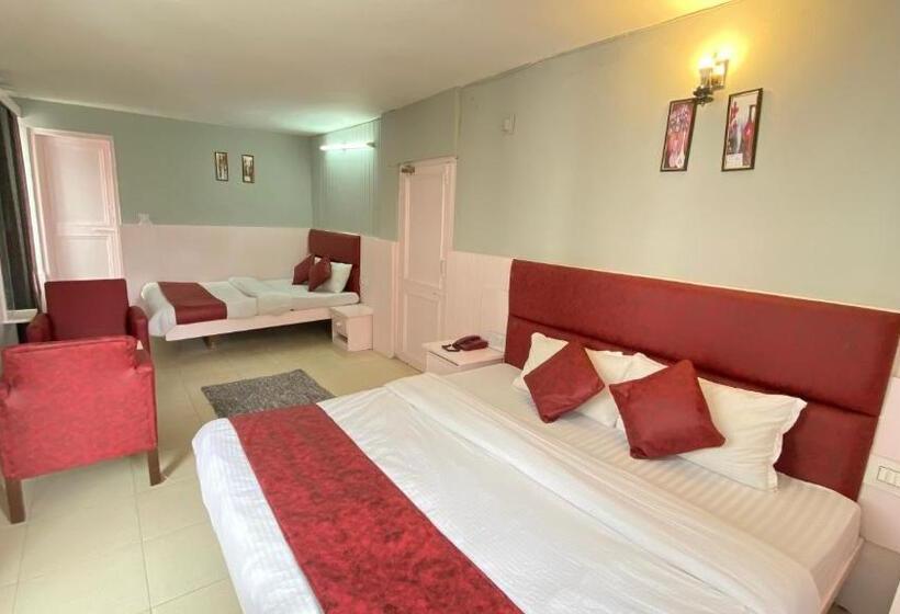 اتاق لوکس خانوادگی, Mountain Meadows