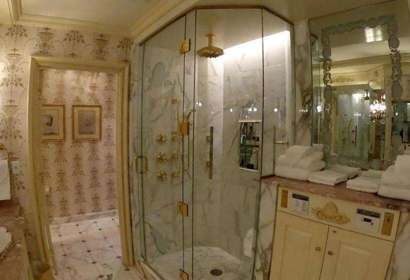 带城市景观的套间, Westgate Las Vegas Resort & Casino Located In The Heart Of Las Vegas Nevada 5minutes Walk To Las Veg