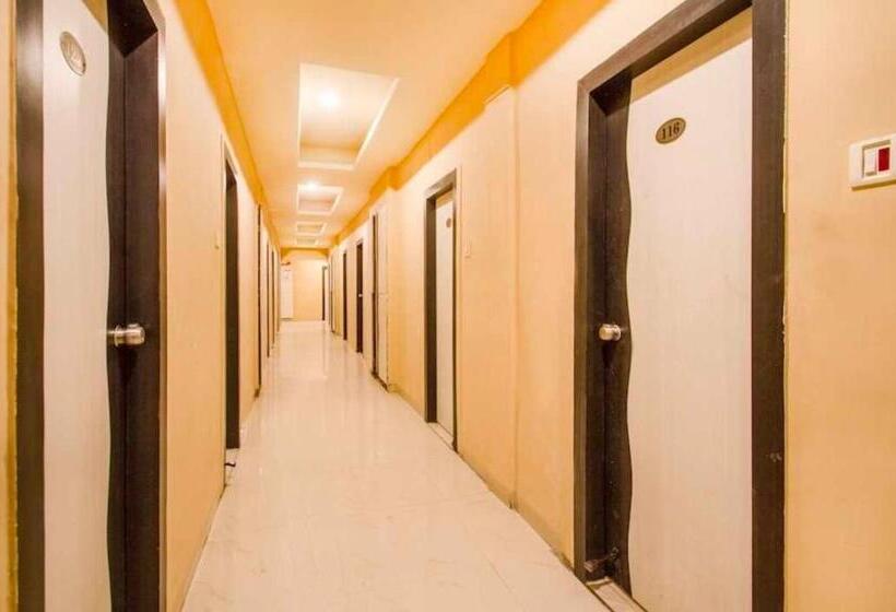Трехместный Номер Классика, Oyo 81037 Hotel Shree Madhav Regency