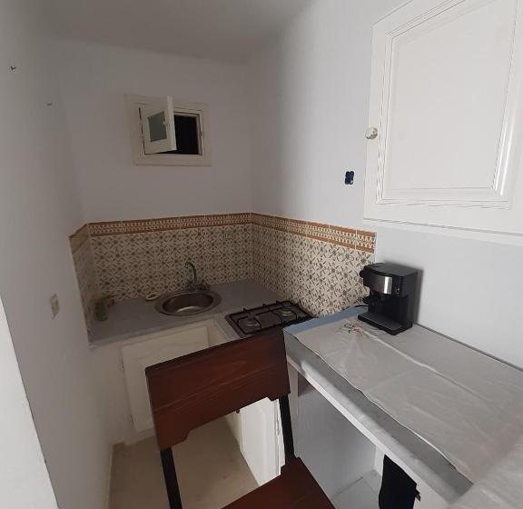 اتاق خانوادگی, Maison Albatros