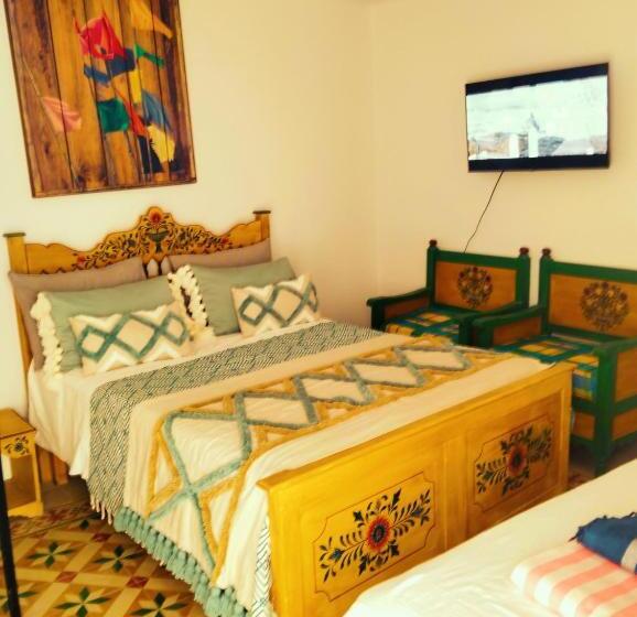 اتاق خانوادگی, Maison Albatros