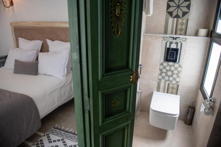 اتاق استاندارد چهار تخته, Dar Gino