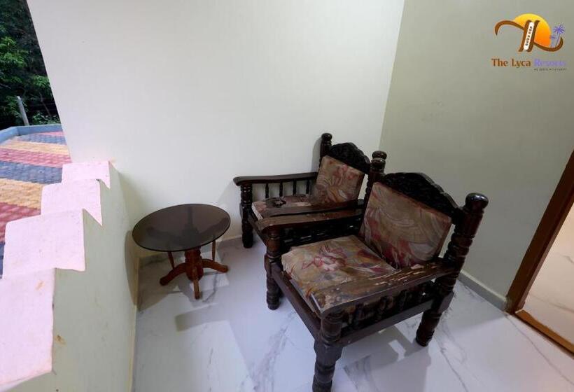 جناح مزوَّد بشرفة, The Lyca Resorts