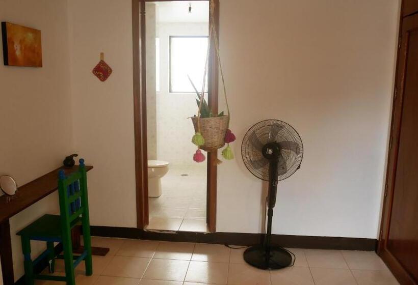 اتاق استاندارد با بالکن, Casa El Mundo