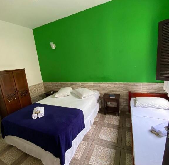 三人经典房间, ótima Nota   Pousada Villa Real Paraty   Localização E Café Da Manha Excelentes