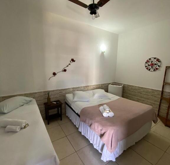 舒适三人间, ótima Nota   Pousada Villa Real Paraty   Localização E Café Da Manha Excelentes