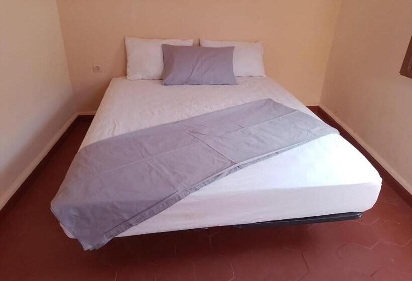 اتاق استاندارد با چشمانداز کوهستان, Tagtout