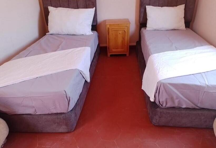 اتاق استاندارد با چشمانداز, Tagtout