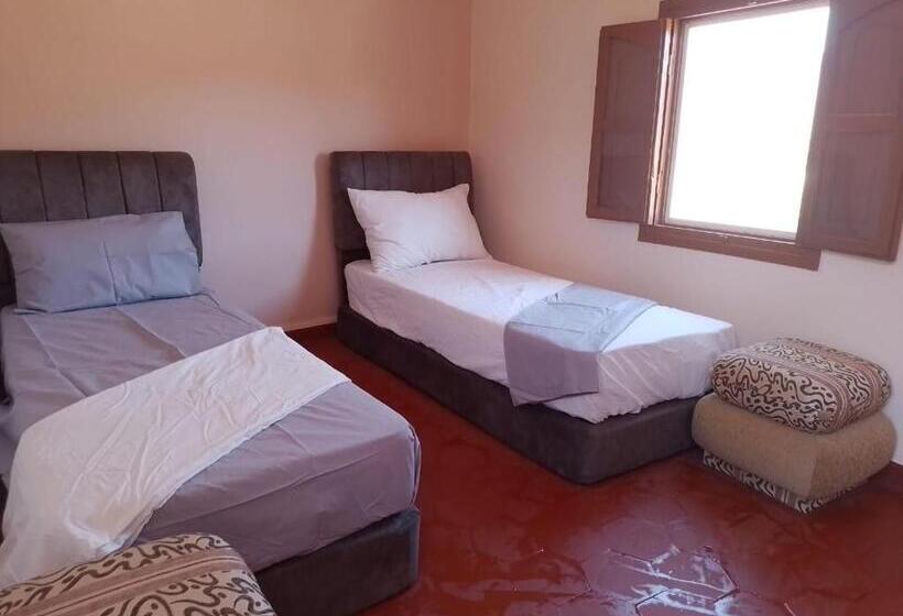 اتاق استاندارد با چشمانداز, Tagtout