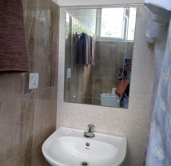 חדר סטנדרט, The Nook