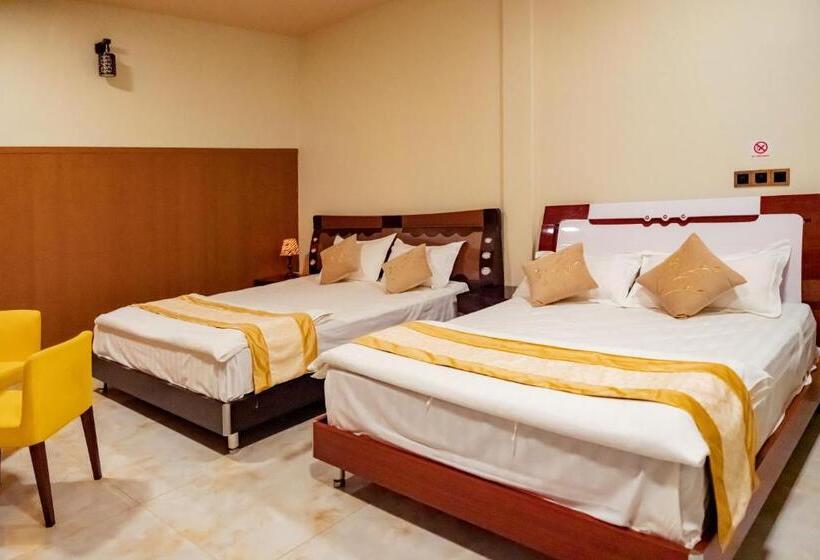 اتاق لوکس با بالکن, Whaleshark Inn By Bedsnet