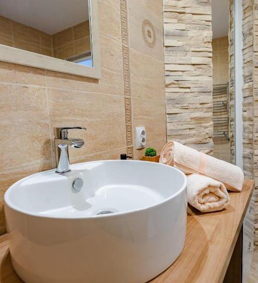 Трехместный Номер Superior, Christian Residence