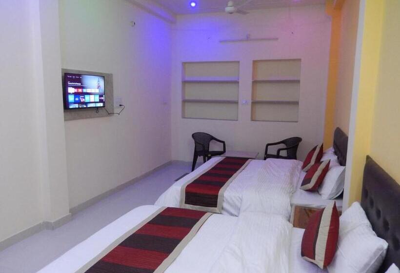 デラックスファミリールーム, Ranthambhore Tiger Hut