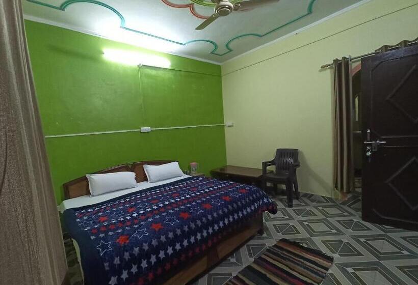 经济房, The Kiwi Shadow Guest House