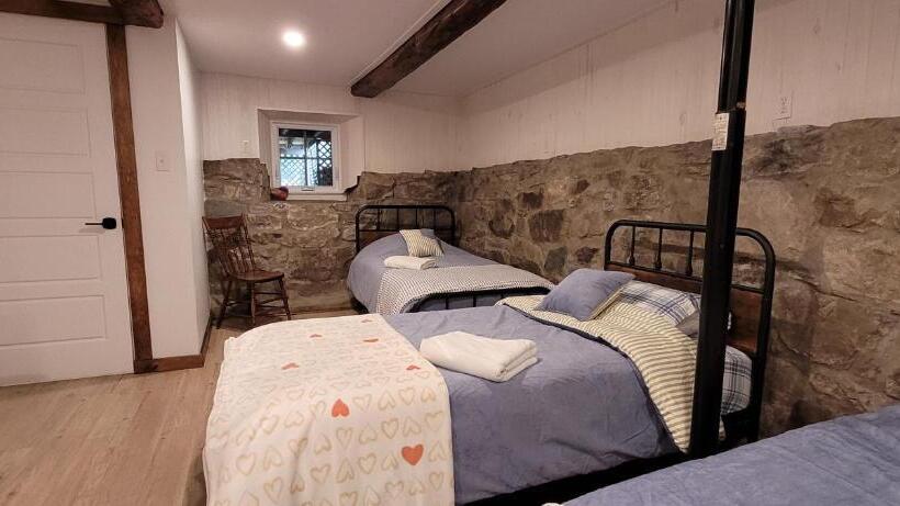 共用房间的床, La Halte Du Pérégrin