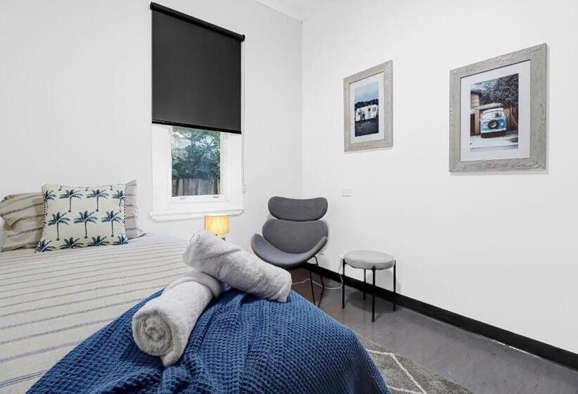 غرفة قياسية فردية, Thomson Rest