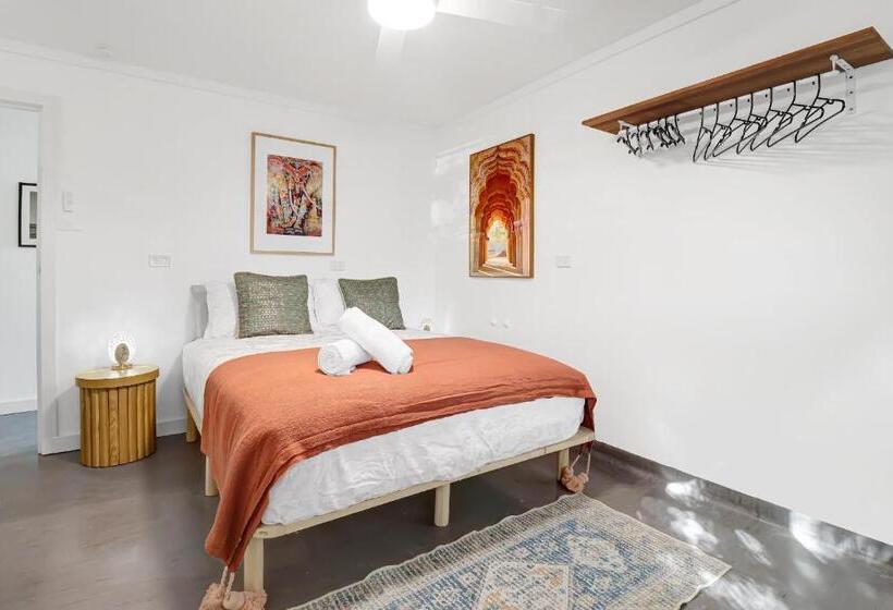 غرفة قياسية حمام مشترك, Thomson Rest